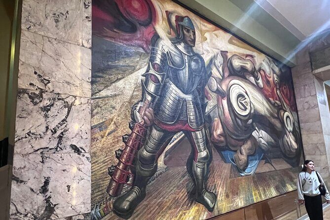 Exploring Mexican Muralism: A Journey through Bellas Artes Palace - Key Points