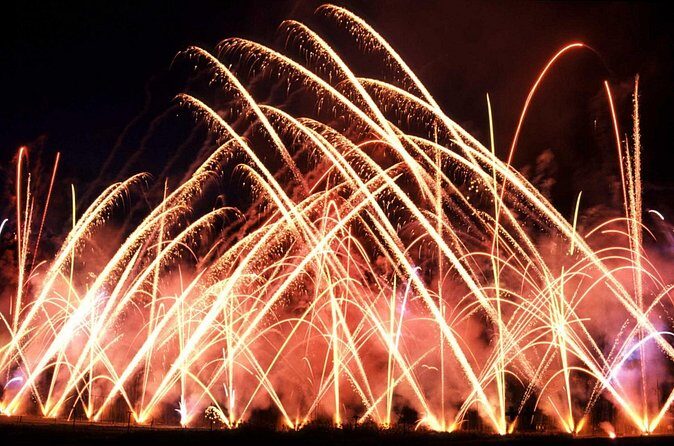 Express Shuttle to The Butchart Gardens and Saturday Fireworks - Practical Tips for Your Tour