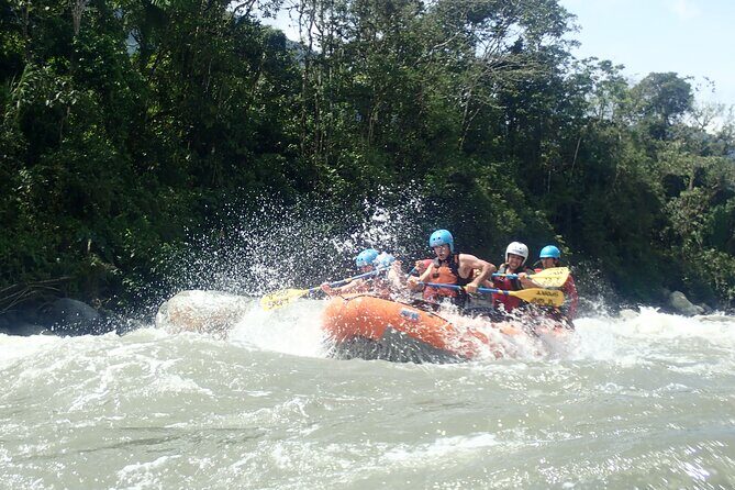 Extreme Rafting in Baños de Agua Santa Level III and IV+ - A Deep Dive into the Baños Rafting Adventure