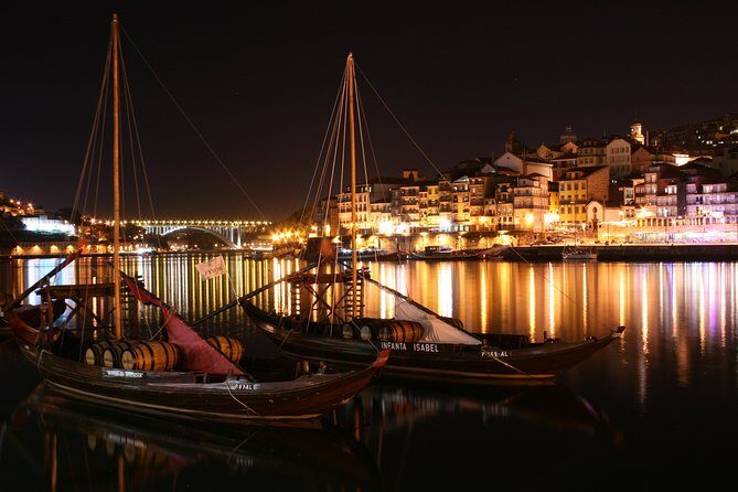 Fado Dinner Show and Night Lights Tour in Porto - Practical Tips for Making the Most of Your Evening