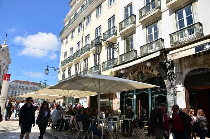 Fado in Chiado - Live Show in Lisbon on Stage for over 15 Years - A Closer Look at Fado in Chiado – Authentic Lisbon Music for a Reasonable Price