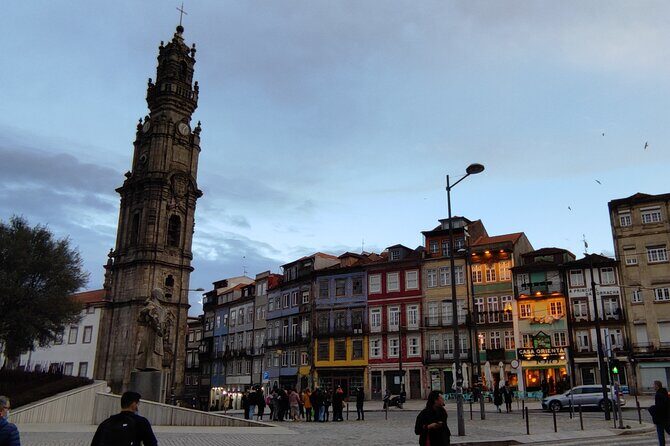 Fado Tour with Guide, Dinner & Live Show in Porto - Exploring the Itinerary in Detail