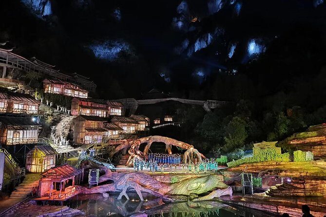 Fairy Fox Music&Dancing Show(Pickup at7:00PM in Wulingyuan Town) - Key Points