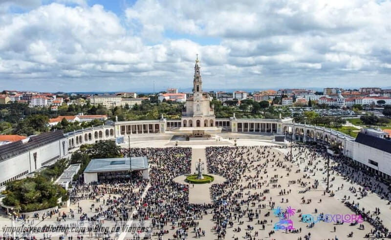 Faith, Caves & Ocean Waves: Portugal's Most Soulful Day Trip - Who Should Consider This Tour?