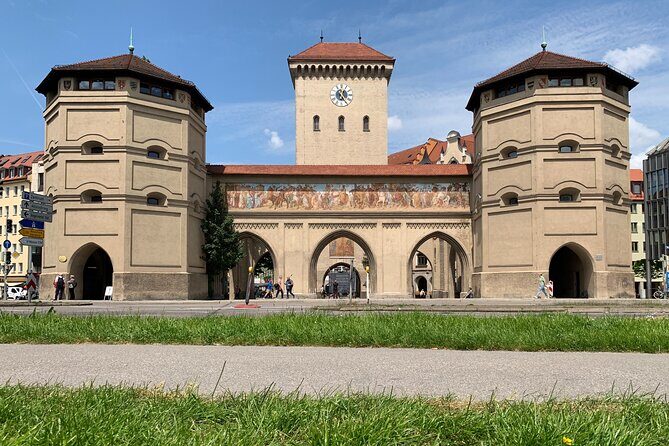 Fall in Love with Munich in a Private Old Town Walking Tour - The Legends & Local Food: Pfistermühle, Alter Hof & Dallmayr