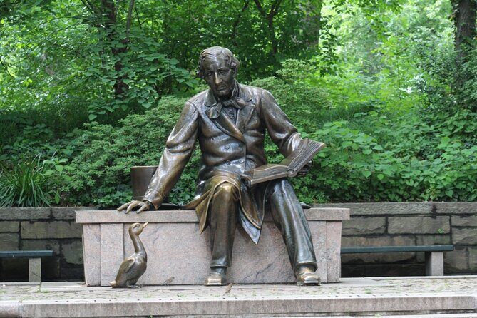 Falling in Love in NYC: Self-Guided Romantic Story Walk - The Sum Up