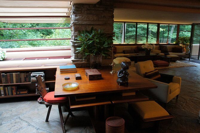 Fallingwater and Kentuck Knob - Two Visions of Frank Lloyd Wright - FAQs