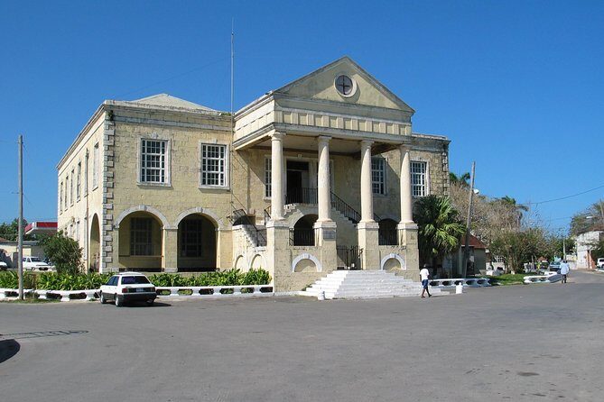 Falmouth Shore Excursion: Historic Sightseeing Tour and Doctor's Cave Beach - Summing Up: Who Is This Tour For?