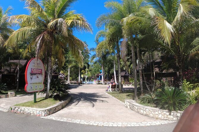 Falmouth to Ocho Rios Guided Tour (Dunn's River Falls & Shopping) - FAQ