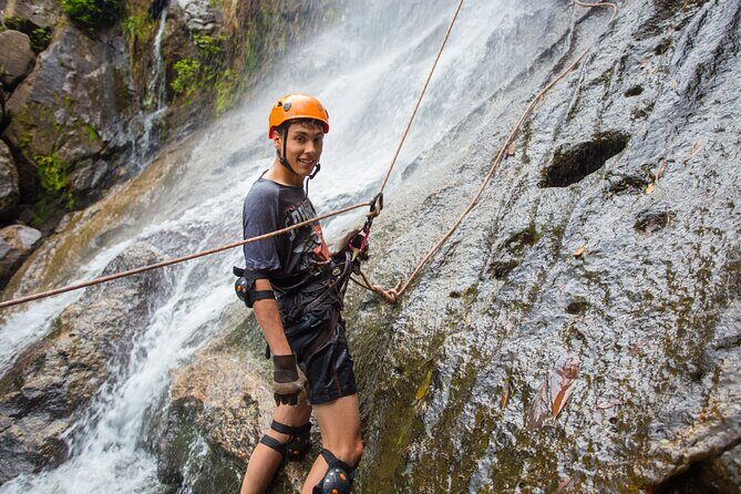 Family-Friendly Rappelling at Bocawina Falls - Who Should Consider This Tour?