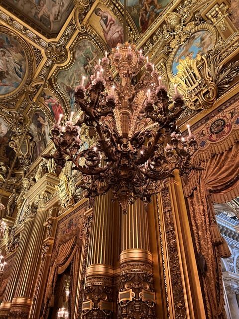 Family-friendly treasure hunt at Opera Garnier - Key Points