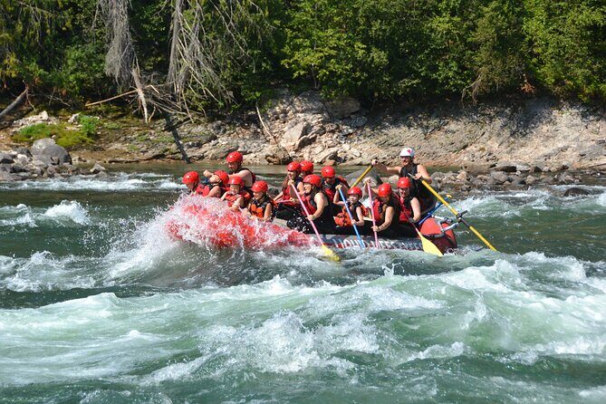 Family Friendly Whitewater Rafting - An In-Depth Look at the Whitewater Rafting Tour