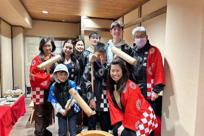 Family FriendlyTraditional Mochi Pounding Experience - Key Points