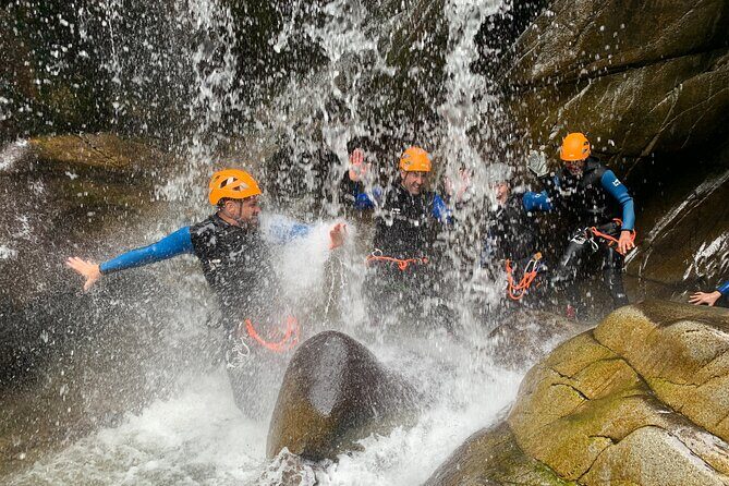 Family Gorge Walking - The Small Group Advantage