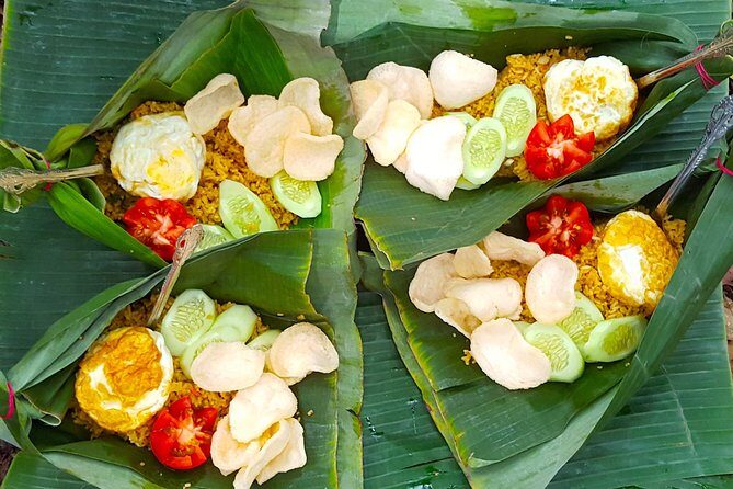 FAMILY JUNGLE TOUR: Orangutan Trek (4-hours hike) by EcoTravel Bukit Lawang - In-Depth Review of the Orangutan Trek Experience