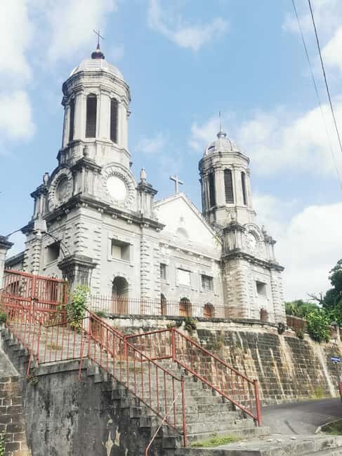 Famous Island Tour - What’s the Experience Like?