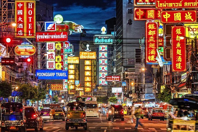 Famous Thai Street Food Tasting Experience! - Who Should Consider This Tour?