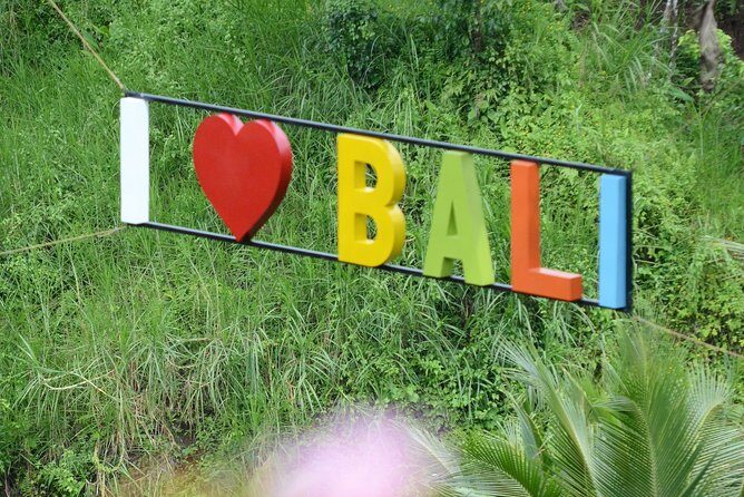 Famous Ubud villlage and Dance Tour with Rice Terrace And Waterfall Visit - FAQ