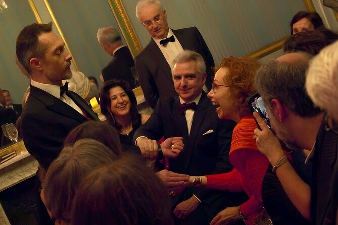 Fantastic Evenings of Laurent Beretta - Personal Photo Opportunity: Memories to Keep