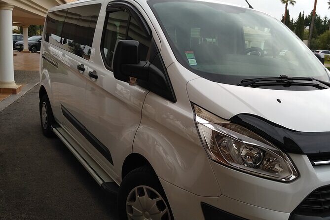 Faro airport private transfers (Minibuses 8 seats) - An In-Depth Look at Faro Airport Private Transfers in Minibuses