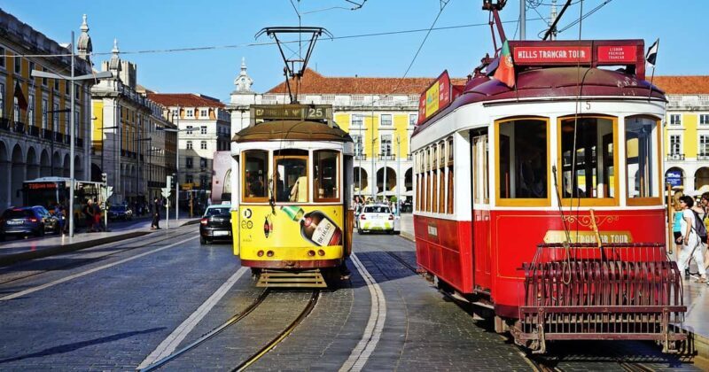 Faro to Lisbon with 2-Hour Sightseeing Stop in Évora - Key Points