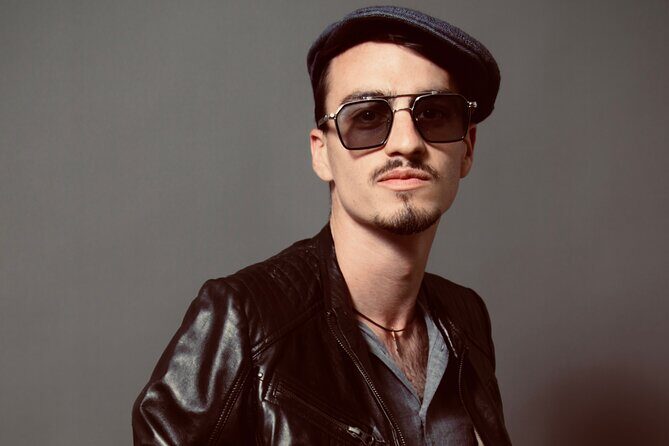 Fashion in Milan: the Model Experience - Frequently Asked Questions