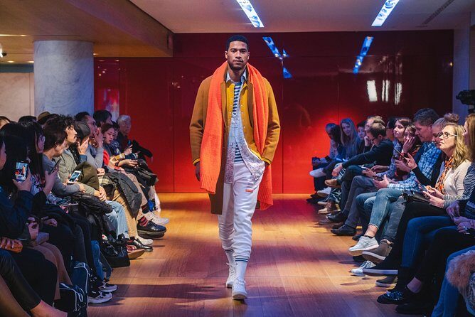 Fashion Show at Galeries Lafayette Paris - FAQ