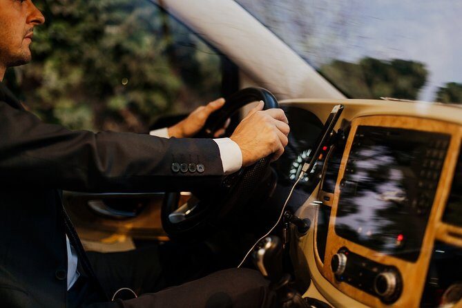 Fat Taxi - Private Istanbul Airport (IST) Transfer to City - A Detailed Look at the Fat Taxi Transfer Experience