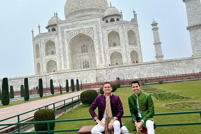 Fatehpur Sikri and Taj Mahal Day Trip from Jaipur - FAQs