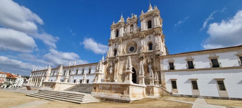Fátima, Alcobaça and Nazaré Full Day Private Tour - Exploring Portugal’s Sacred and Scenic Heart: Fátima, Alcobaça, & Nazaré