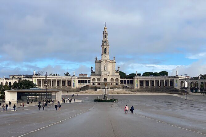 Fatima, Batalha, Nazare and Obidos Full Day Tour from Lisbon - What We Appreciate About the Tour