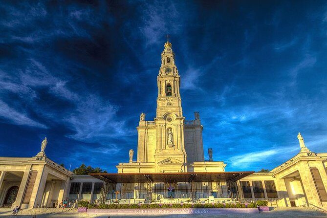 Fatima Batalha Nazaré Óbidos Small Group Tour From Lisbon - Price and Value
