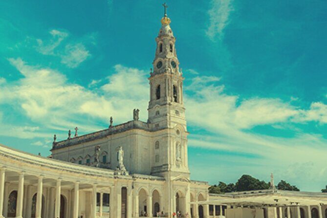 Fátima - Full Day Private Guided Tour from Lisbon by minivan - FAQ