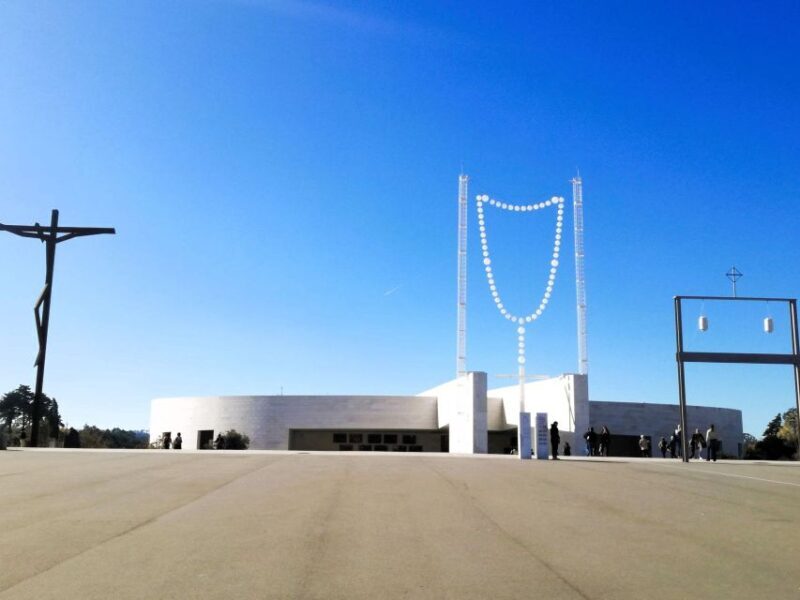 Fátima: Highlights of the pilgrims in half day private tour - Fátima: Highlights of the Pilgrims in Half Day Private Tour