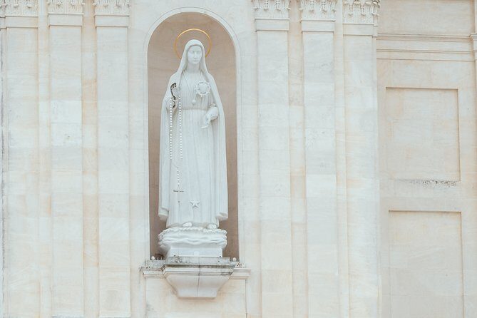 Fátima, Óbidos & Nazaré Private Day Trip from Lisbon - FAQs