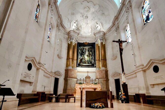 Fátima Private Tour: Shrine, Sacred Path and Shepherds House - Exploring Fatima in Detail: A Deep Dive into the Tour Experience