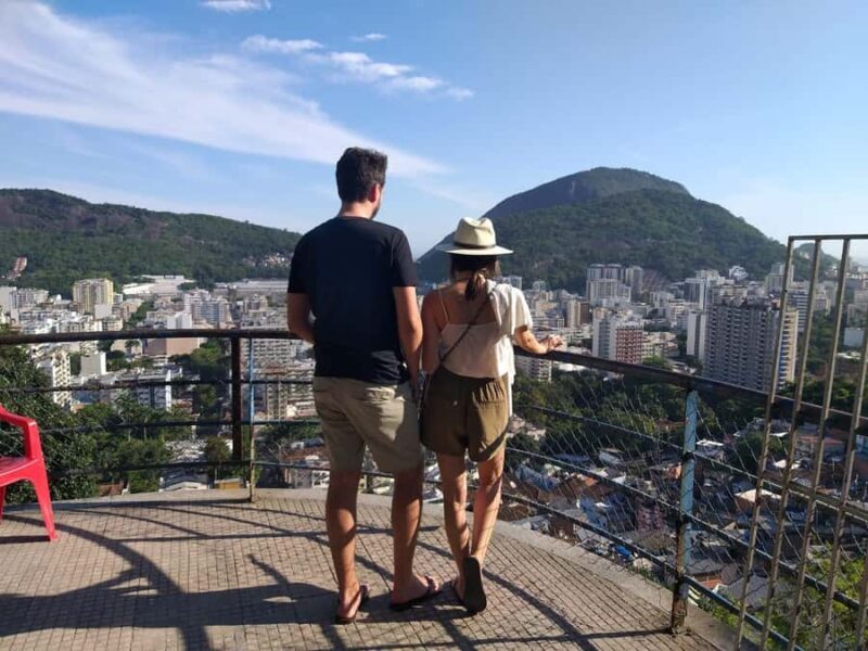 Favela Santa Marta: Walking Tour with local guide - Analyzing Value and Practicalities