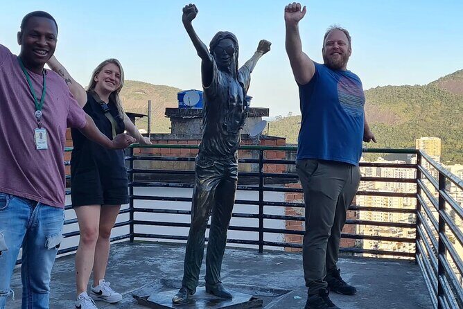 Favela tour Santa Marta with local guide - Starting Point and Logistics