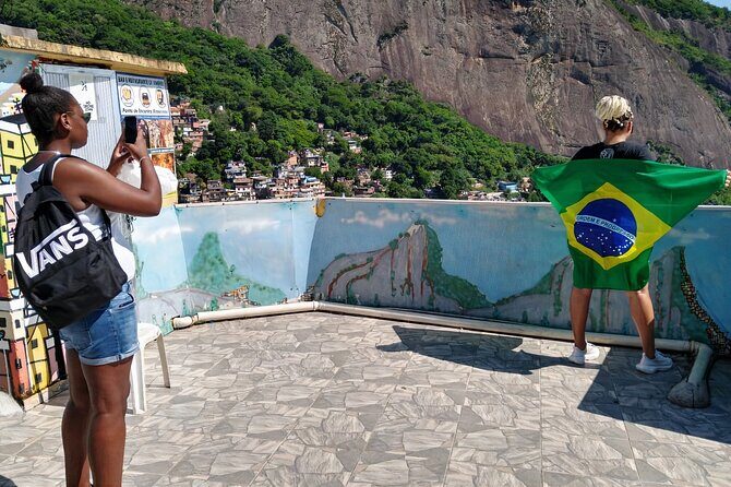 Favela Walking Tour in Rio de Janeiro - Favela Walking Tour in Rio de Janeiro