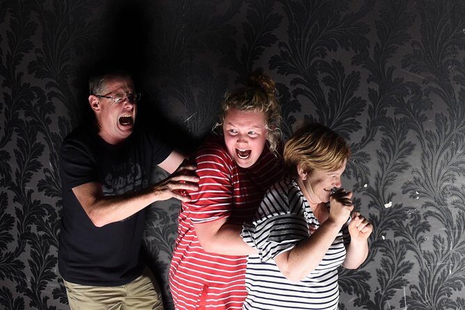 Fear Factory Queenstown - Fear Factory Queenstown: An Adrenaline-Pumping Haunted House Experience