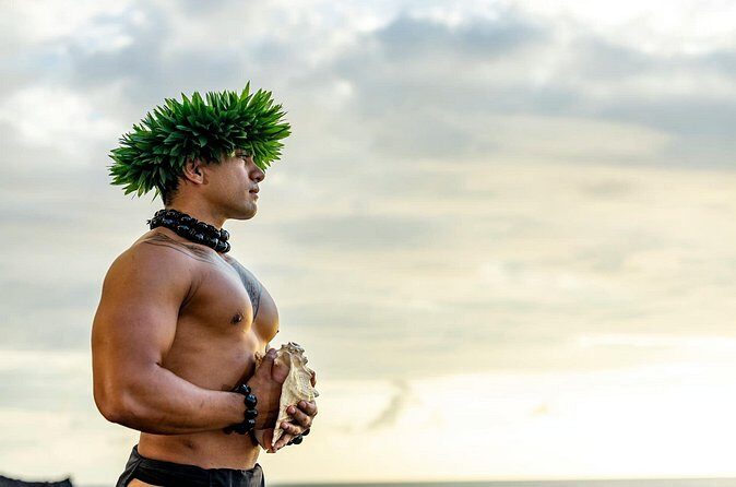 Feast and Fire Luau Outrigger Kona Resort and Spa - Considering the Cost and Value
