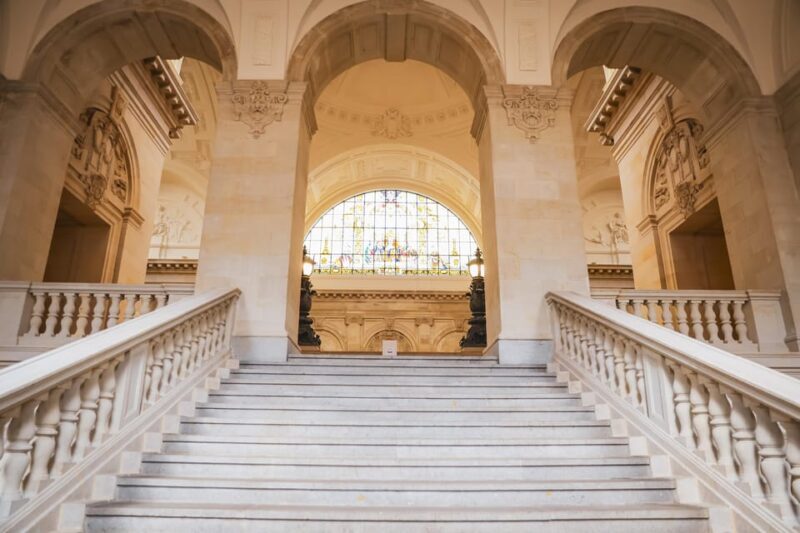 Federal Administrative Court Leipzig: A journey into the heart of German justice - Who should consider booking
