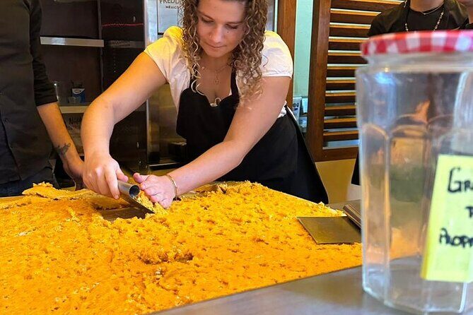 Feel like a Churro Master in our Shop - Practical Tips for Travelers