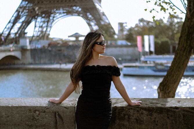 Feel like a star in Paris with photos and a mini movie! - Key Points