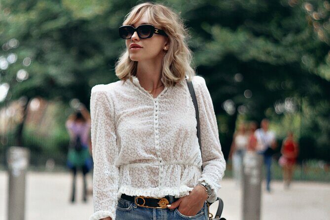 Feel like a star in Paris with photos and a mini movie! - Who Should Consider This Tour?