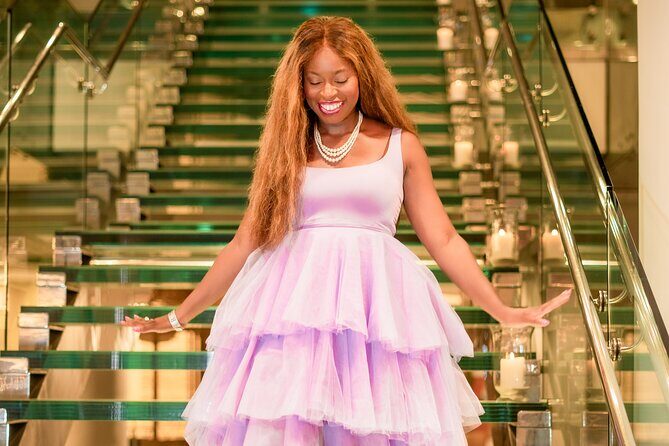 Feel Like a Star: Nighttime Paparazzi Flash Photoshoot - Why This Experience Offers Good Value