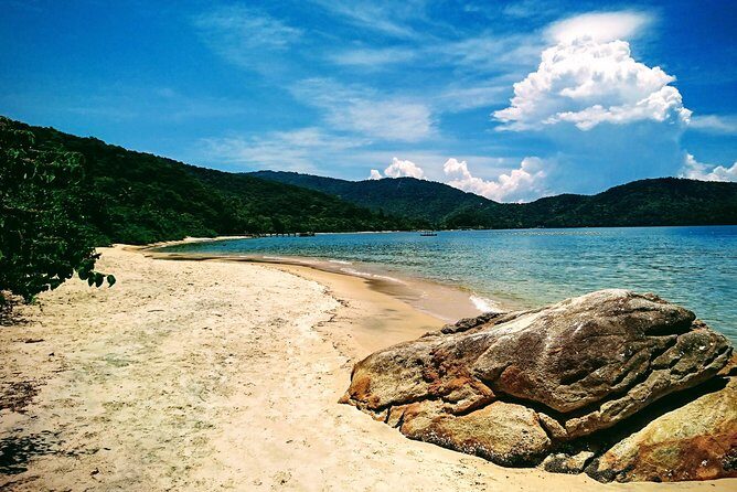 Feiticeira's Waterfall + Beaches of Enseada das Estrelas - Full day Private Hike - Frequently Asked Questions