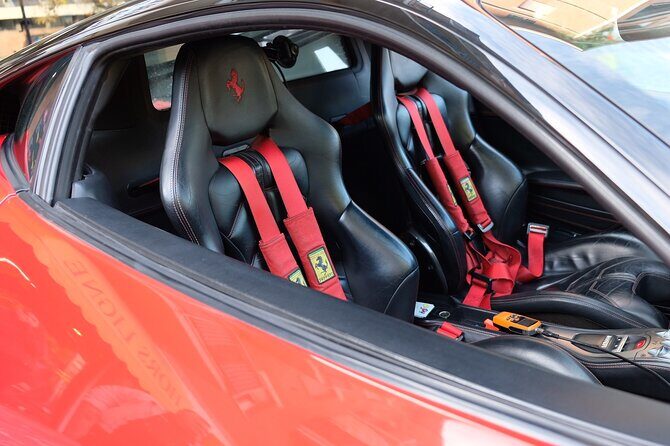 Ferrari F458 ITALIA - A Deep Dive into the Ferrari F458 Italia Test Drive