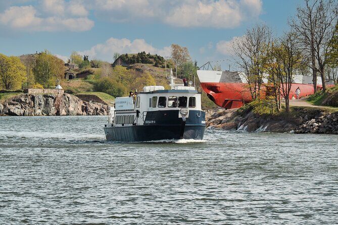 Ferry to Suomenlinna Fortress Island - Key Points