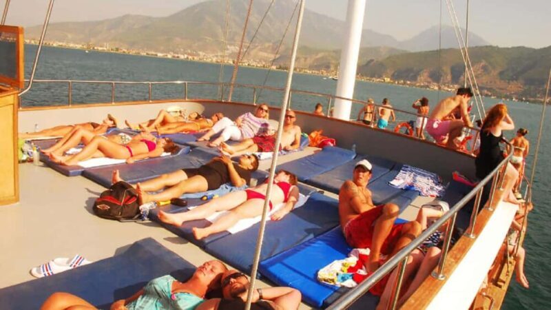 Fethiye: 12 Islands Boat Tour with Lunch and Snorkeling - Key Points